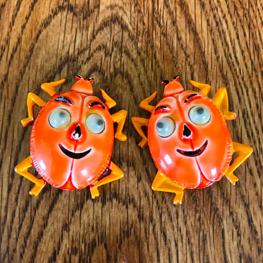Vintage Googley Eyed Pins